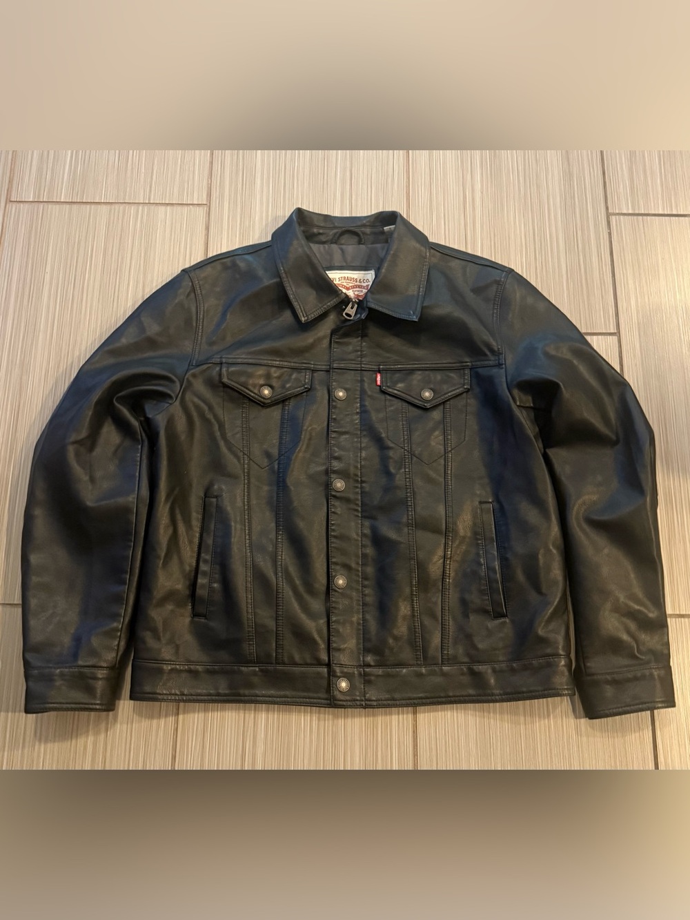 Levi’s Men’s Black Faux Leather Trucker Jacket Size Large L Button Front Zip